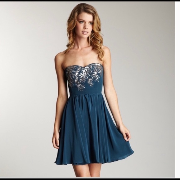 Rebecca Taylor Dresses & Skirts - Rebecca Taylor Beaded Feather Silk Strapless Dress